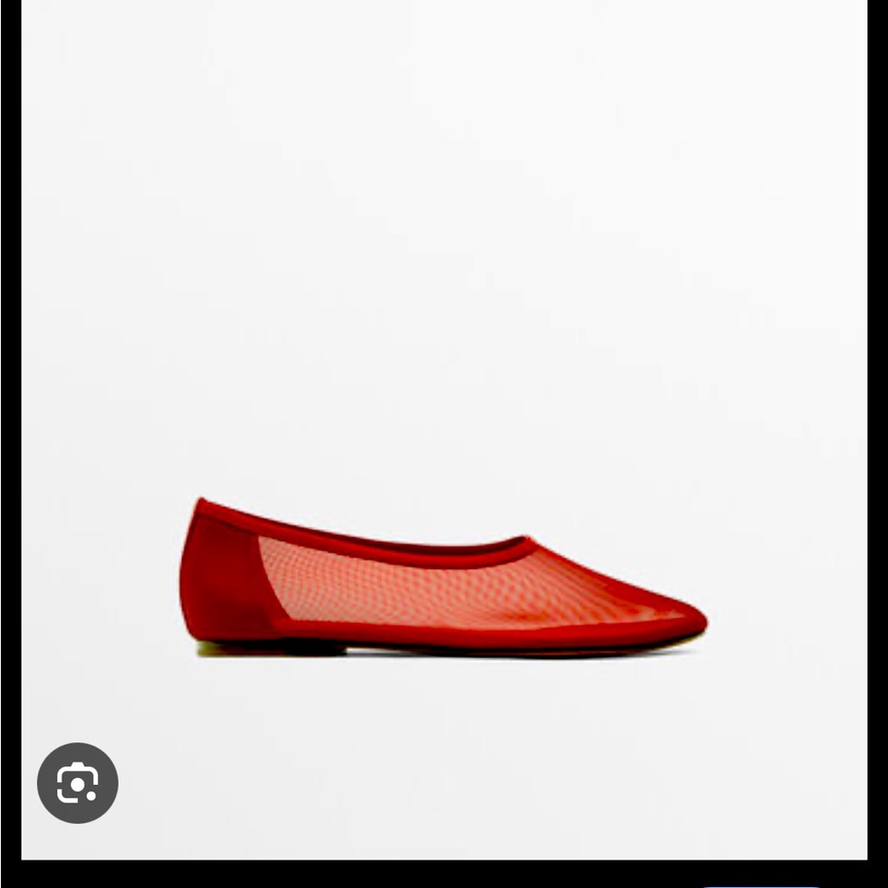 Massimo Dutti red mesh flats !